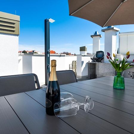 The Grand Apartment Rovigno Esterno foto