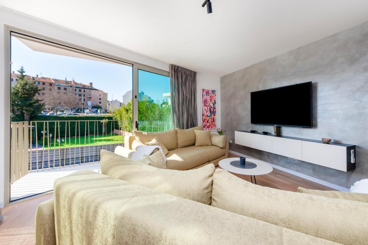 The Grand Apartment Rovigno Esterno foto