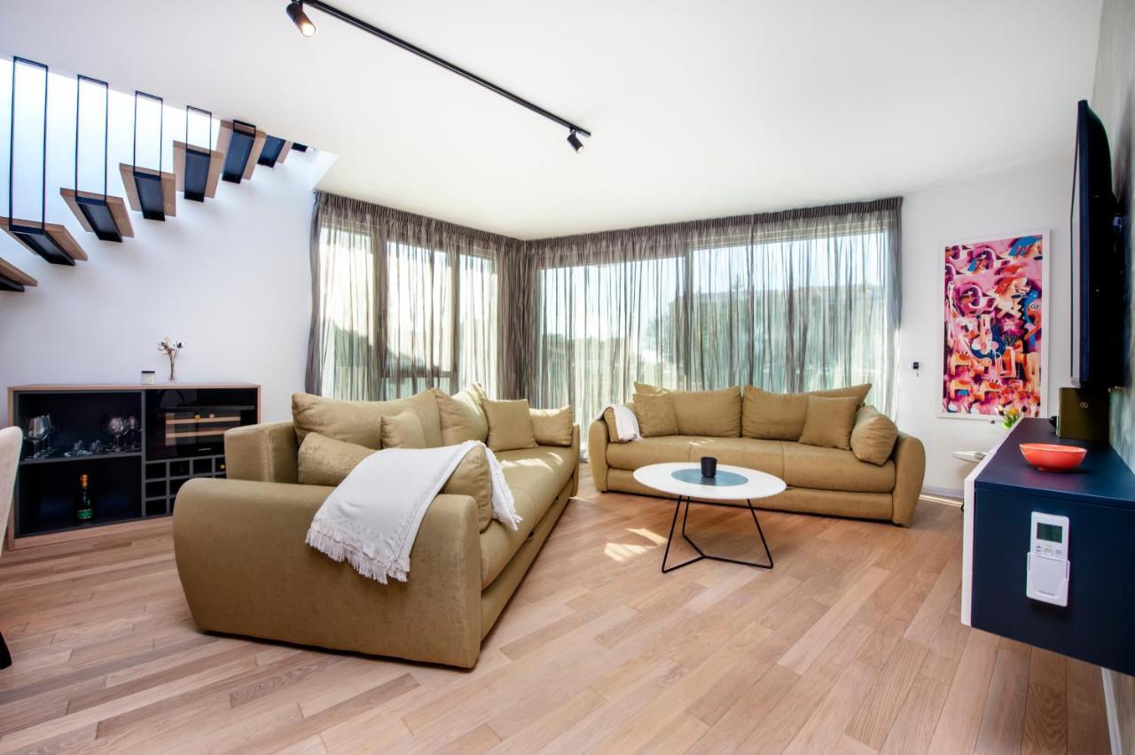 The Grand Apartment Rovigno Esterno foto