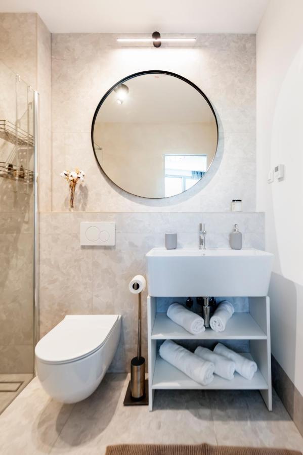 The Grand Apartment Rovigno Esterno foto