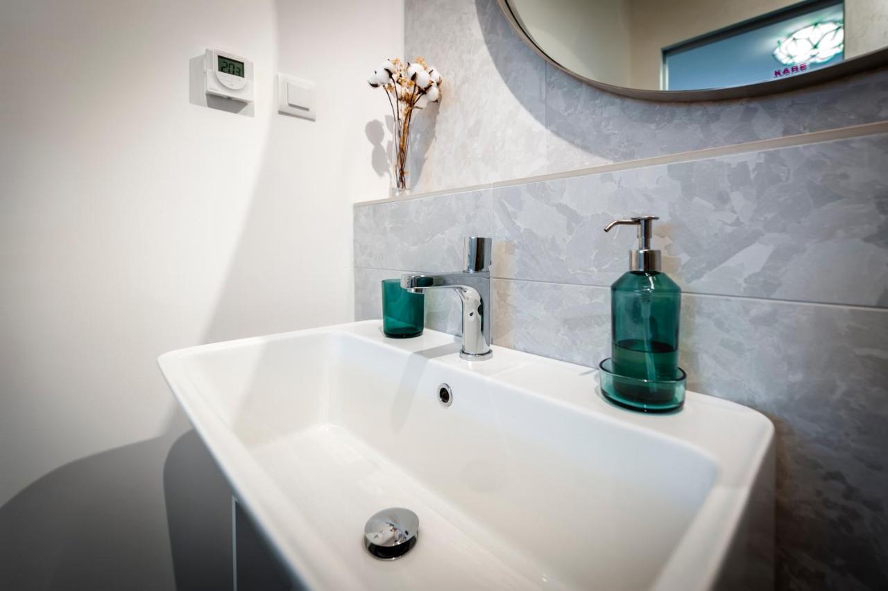 The Grand Apartment Rovigno Esterno foto