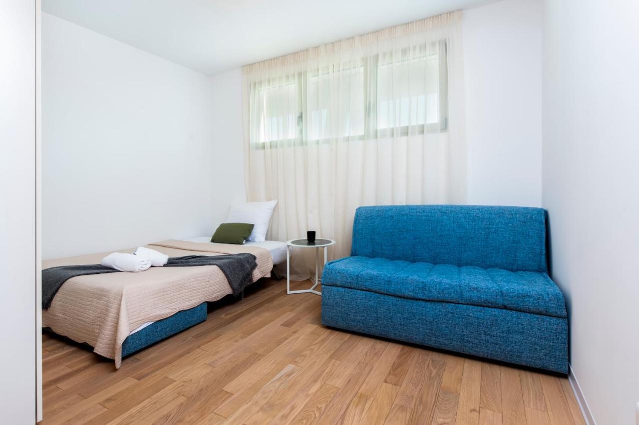 The Grand Apartment Rovigno Esterno foto